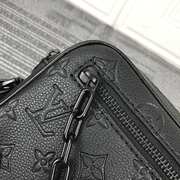 ルイヴィトンバッグ細部ディテール